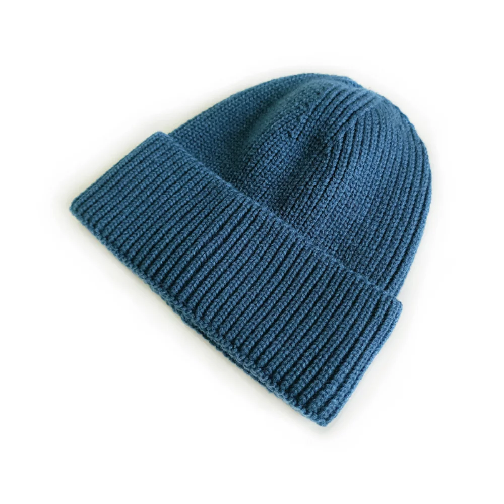 Fashion Style Solid Color Knit Beanie