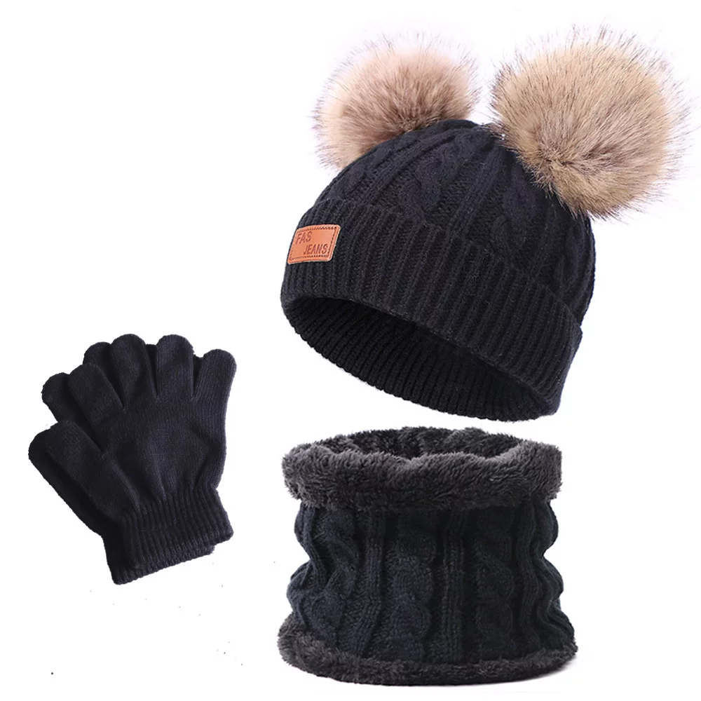 Ensemble bonnet, écharpe et gants d'hiver pour enfants