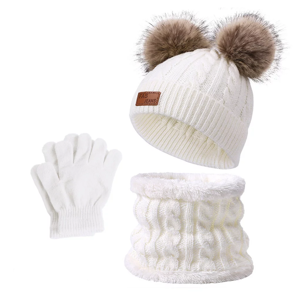 Ensemble bonnet, écharpe et gants d'hiver pour enfants