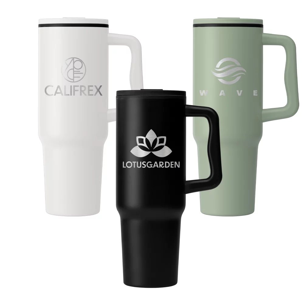 Polar - Gobelet en acier inoxydable de 40 oz avec doublure en plastique et paille - Laser