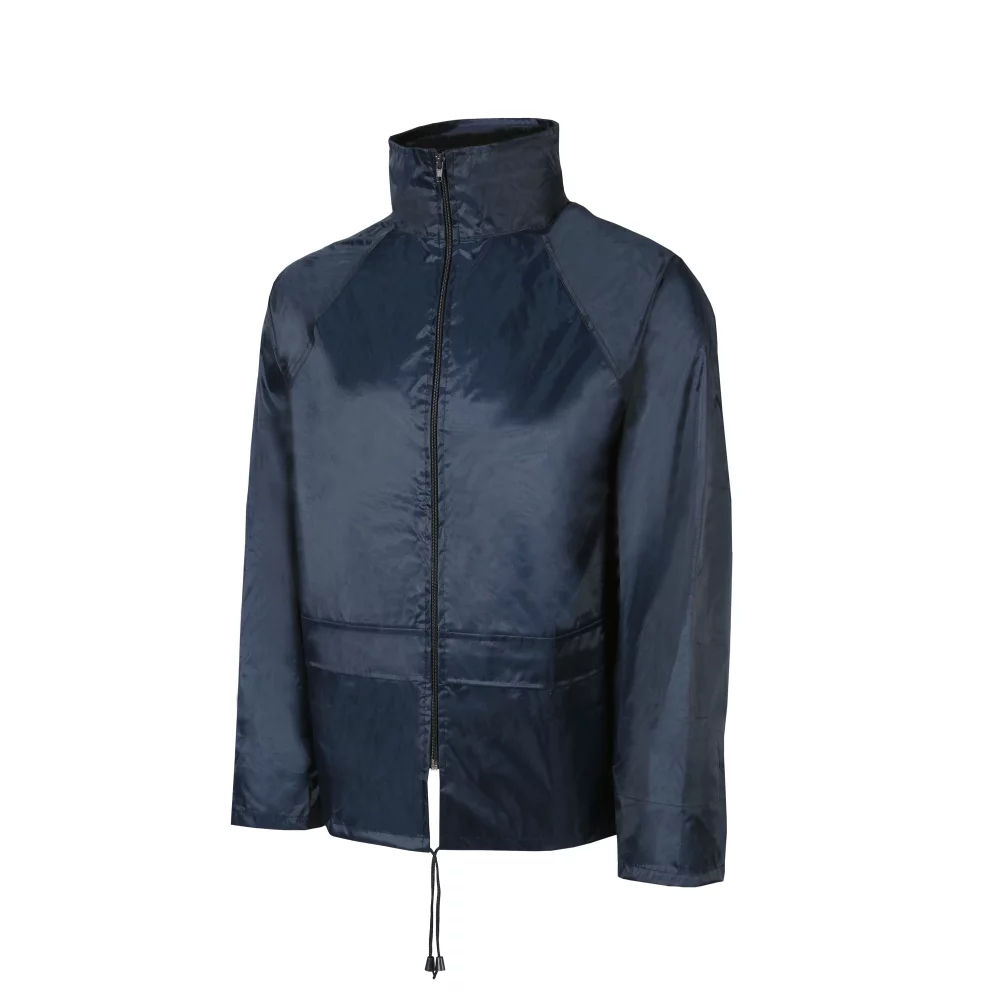 Ensemble de pluie pour adulte en polyester, comprenant une veste et un pantalon.