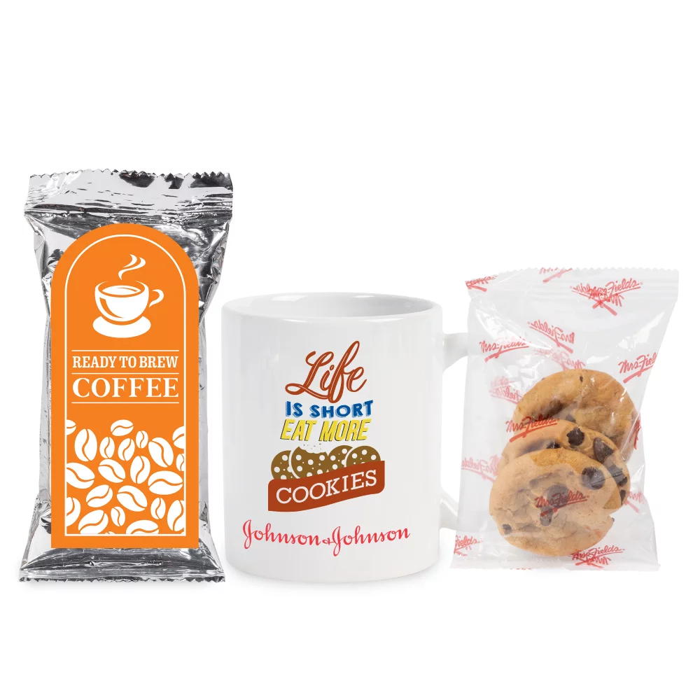 Ensemble de biscuits Mrs. Fields® et tasse à café