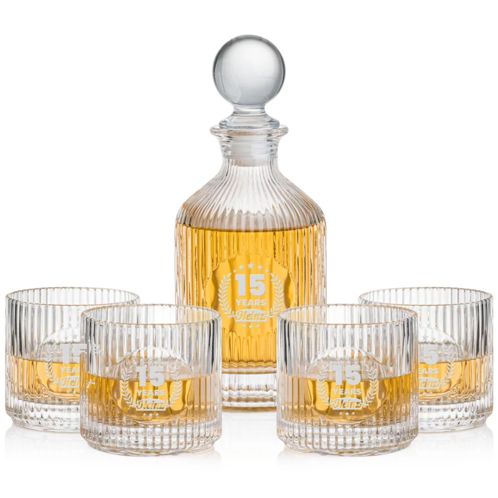 Carafon Dillard et 4 verres à whisky.