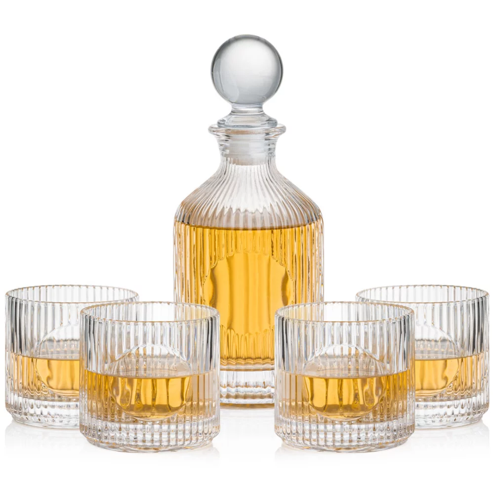 Carafon Dillard et 4 verres à whisky.