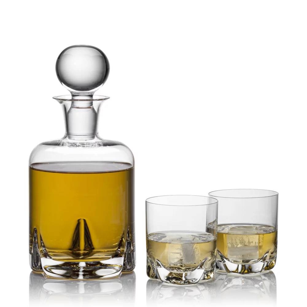 Carafe Hillcrest et 2 verres à whisky.