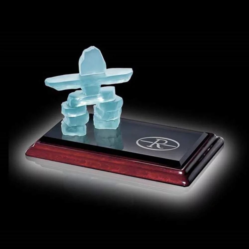 Inukshuk sur bois de rose - Givré 2½"