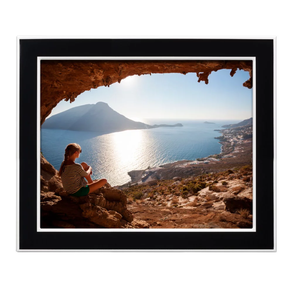 Vera Frame - Black 8"x10"