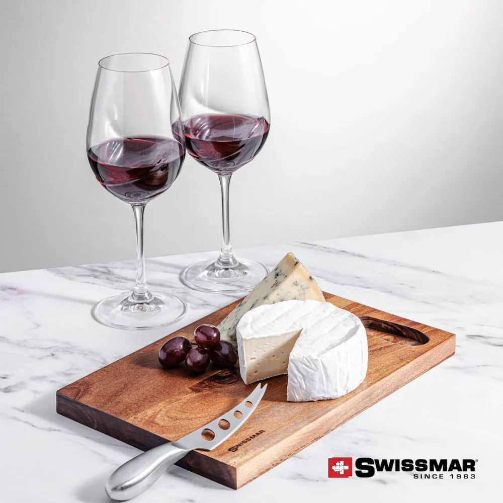 Planche en acacia Swissmar® & 2 verres à vin Bartolo