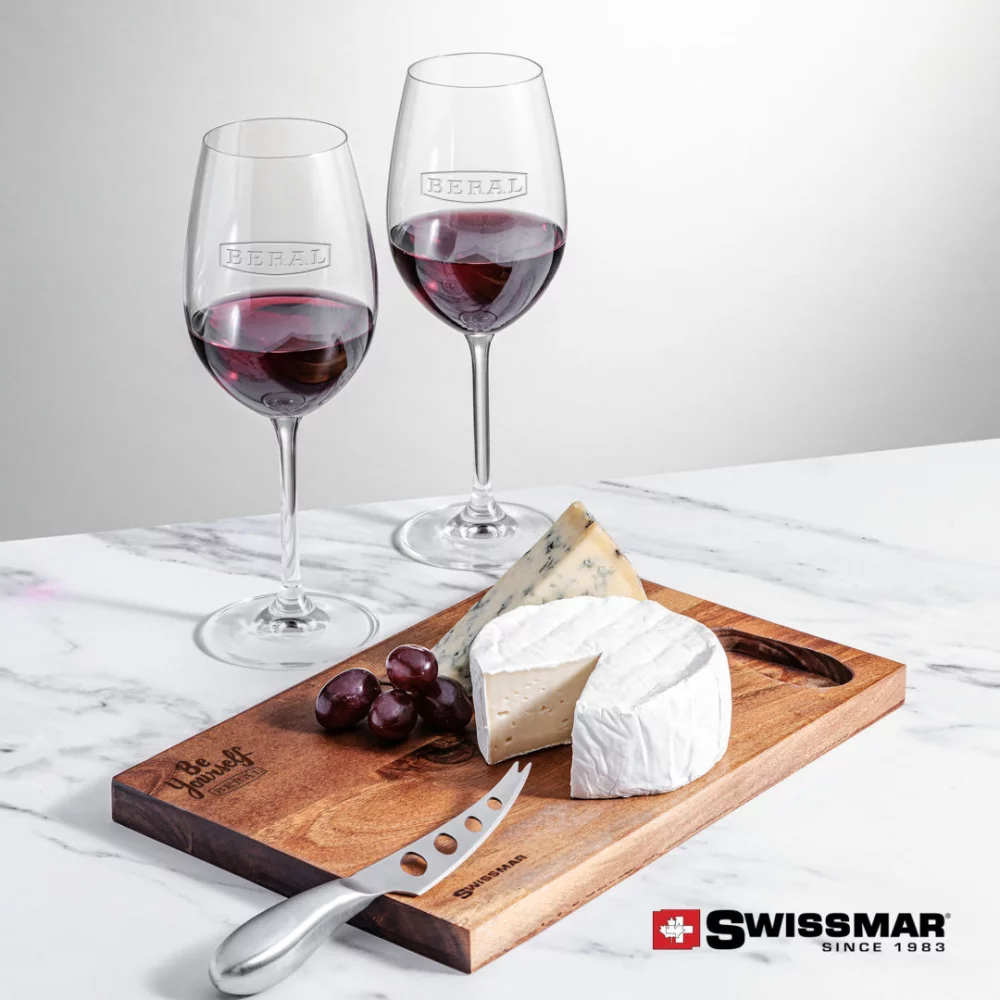 Planche Swissmar® en acacia et 2 verres à vin Coleford