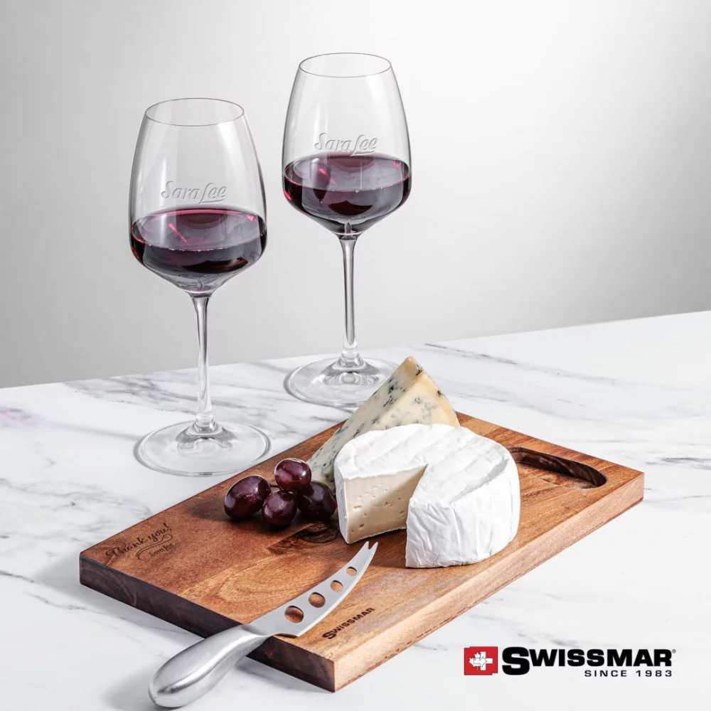 Planche en acacia Swissmar® & 2 verres à vin Oldham