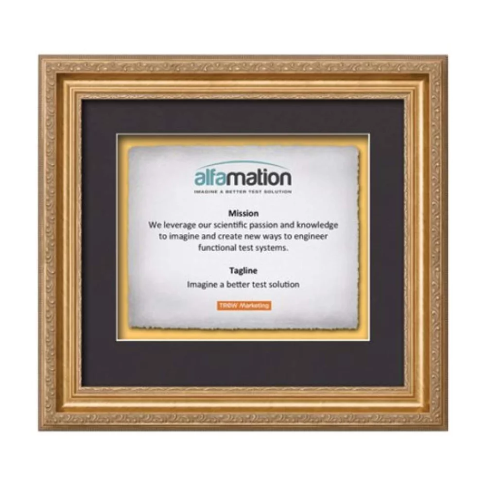 Certificat royal en papier moulé - Or 18"x16½"