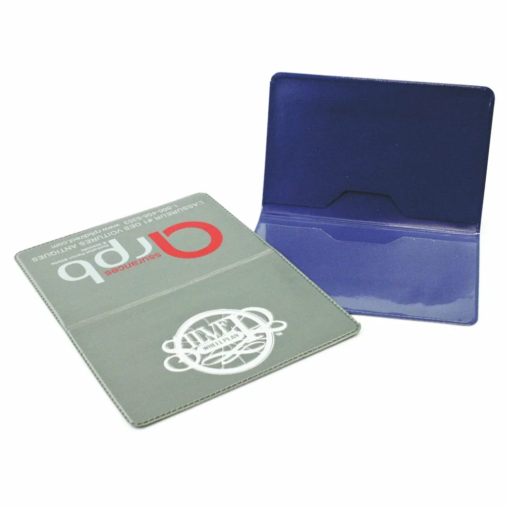 Porte-licence de qualité de 4 1/2" x 3" avec découpe pour le pouce.