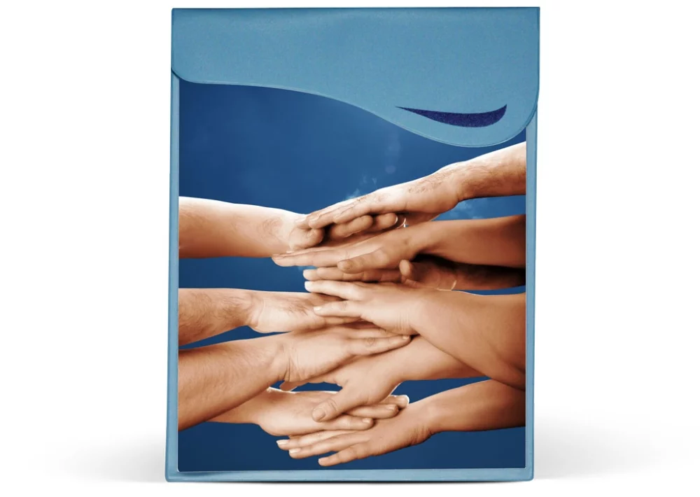 8 ¾" x 11 ¼" Distinctive Envelope w/Clear Vinyl Front