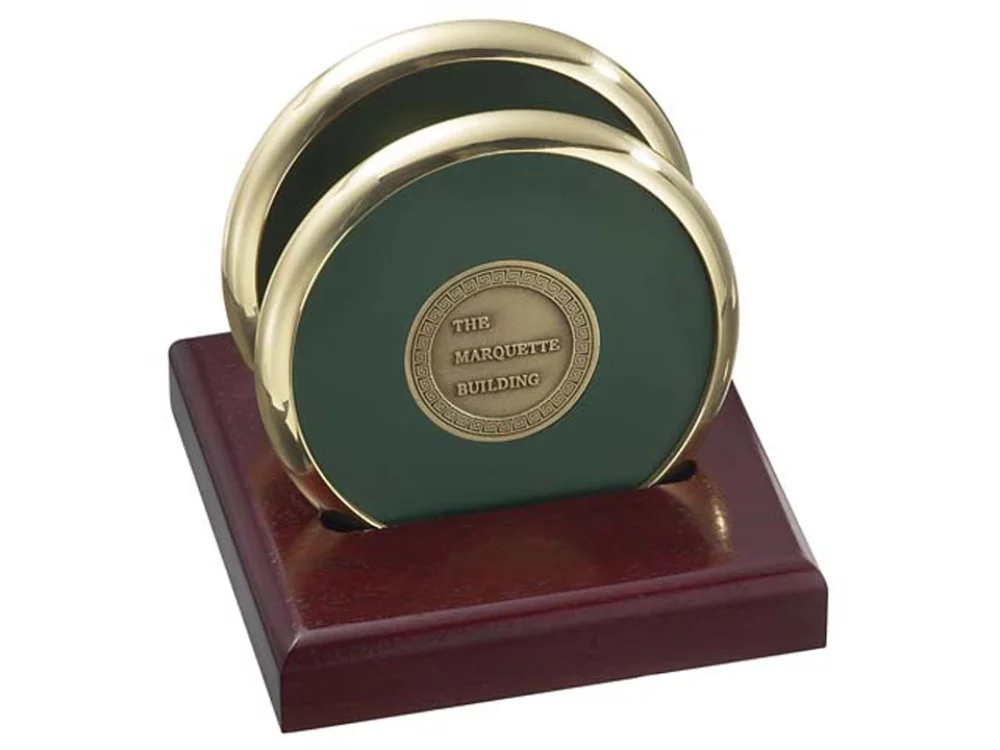 2 dessous de verre ronds avec support plat en bois de cerisier massif