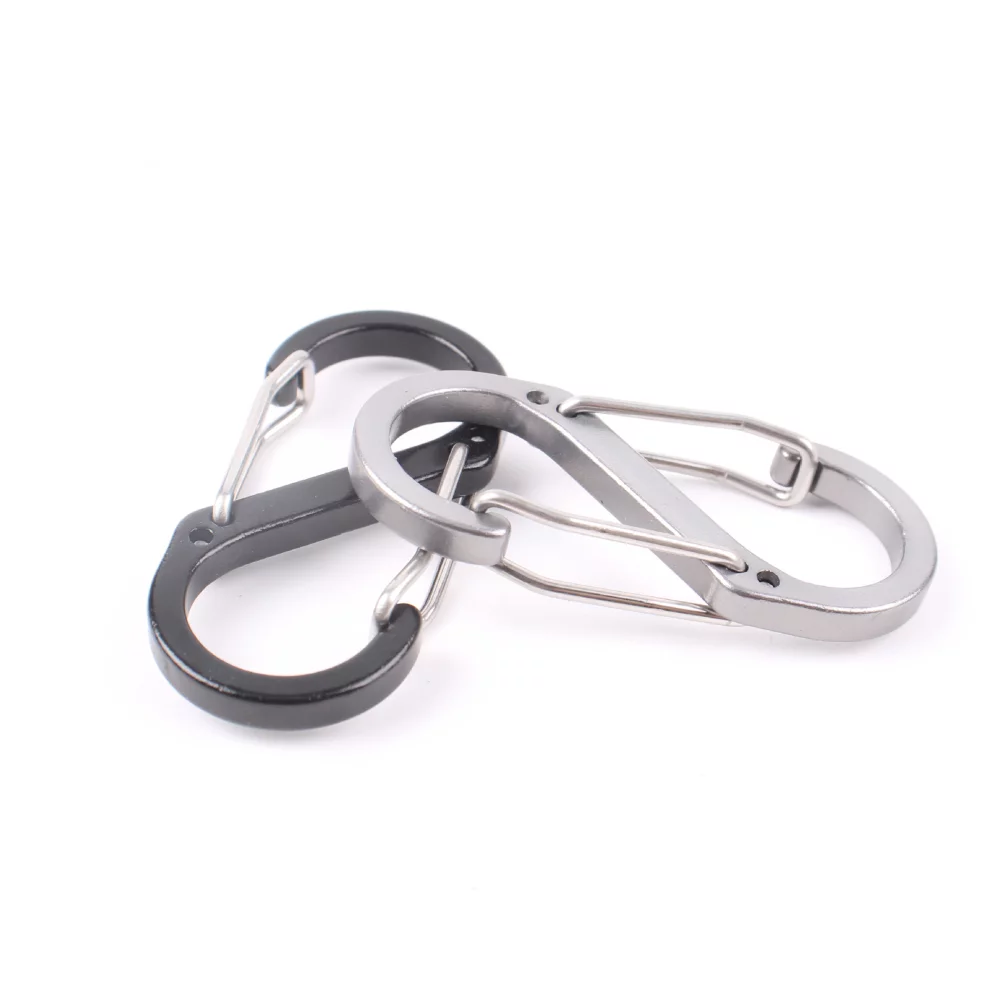 Mousquetons en forme de S