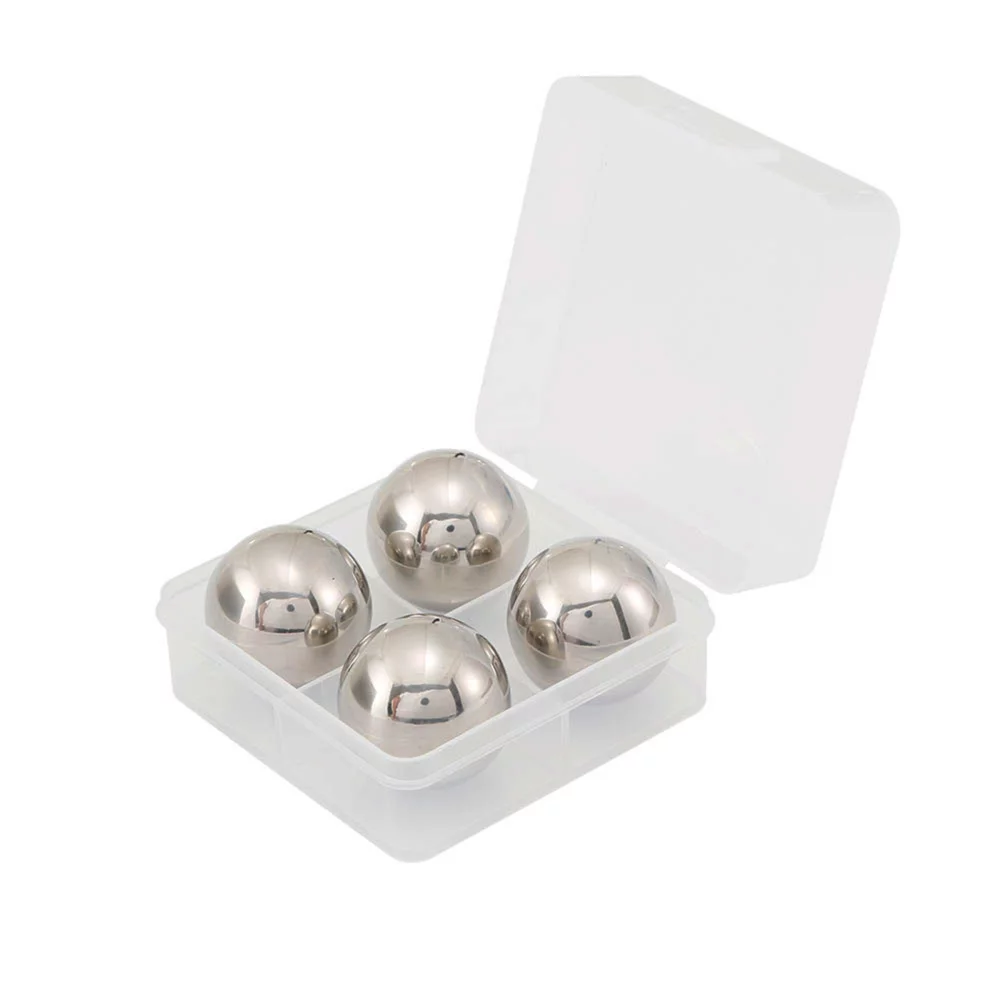 Ensemble de 4 glaçons en forme de boule de whisky
