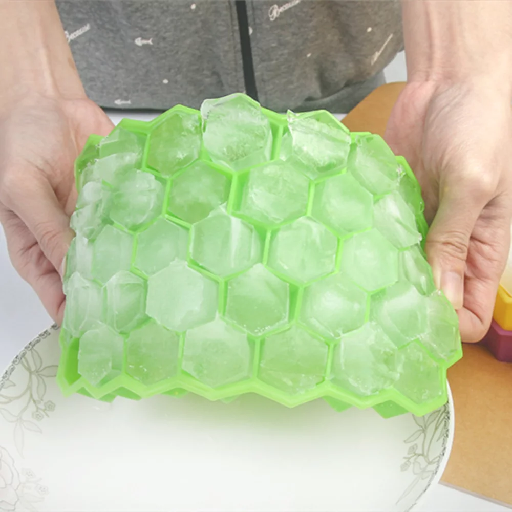 Bac à glaçons en silicone avec couvercles