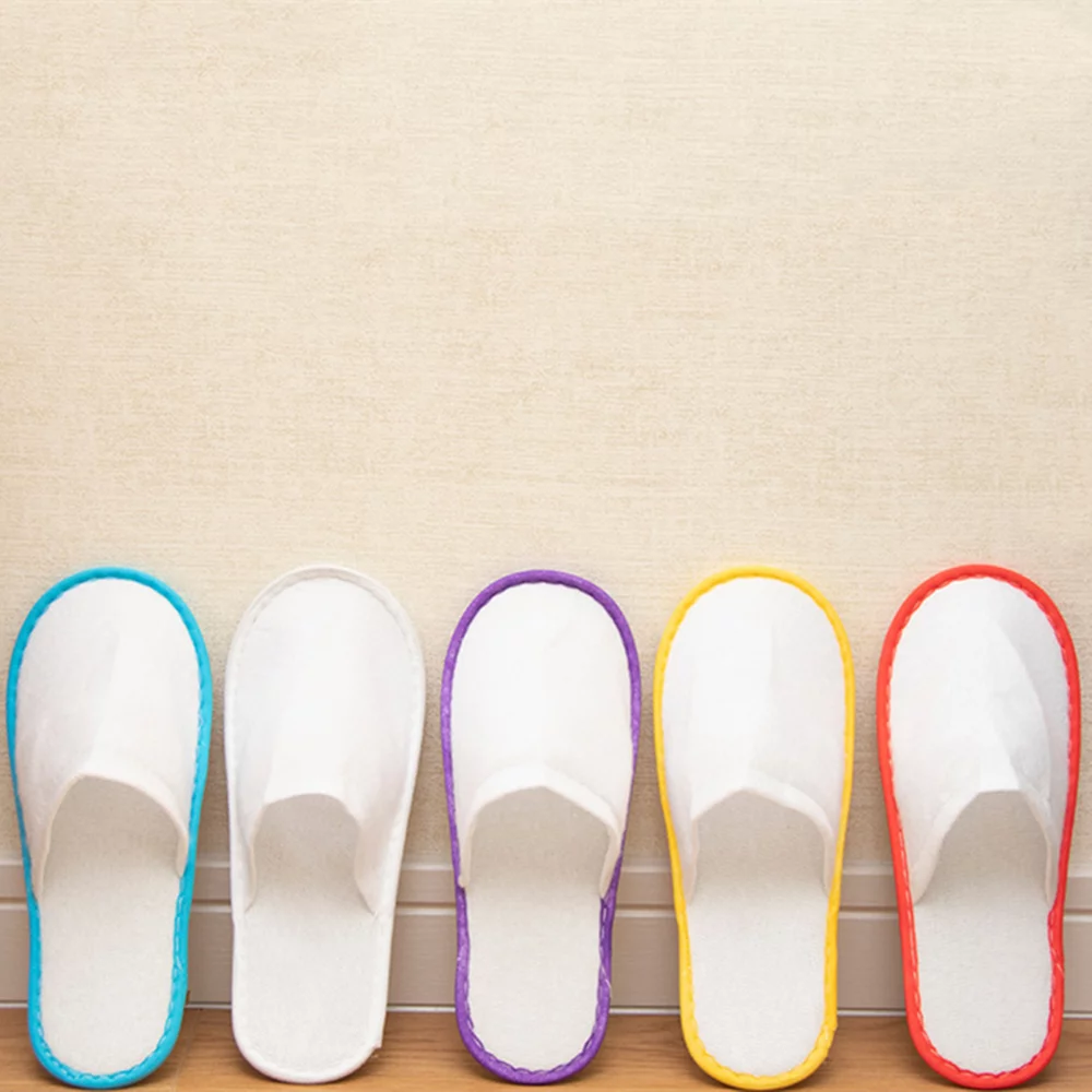 Chaussons jetables d'hôtel