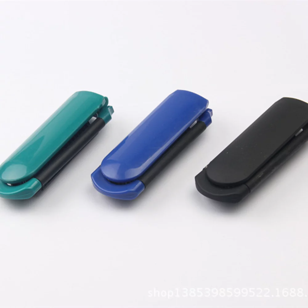 Peigne de poche pliable avec miroir