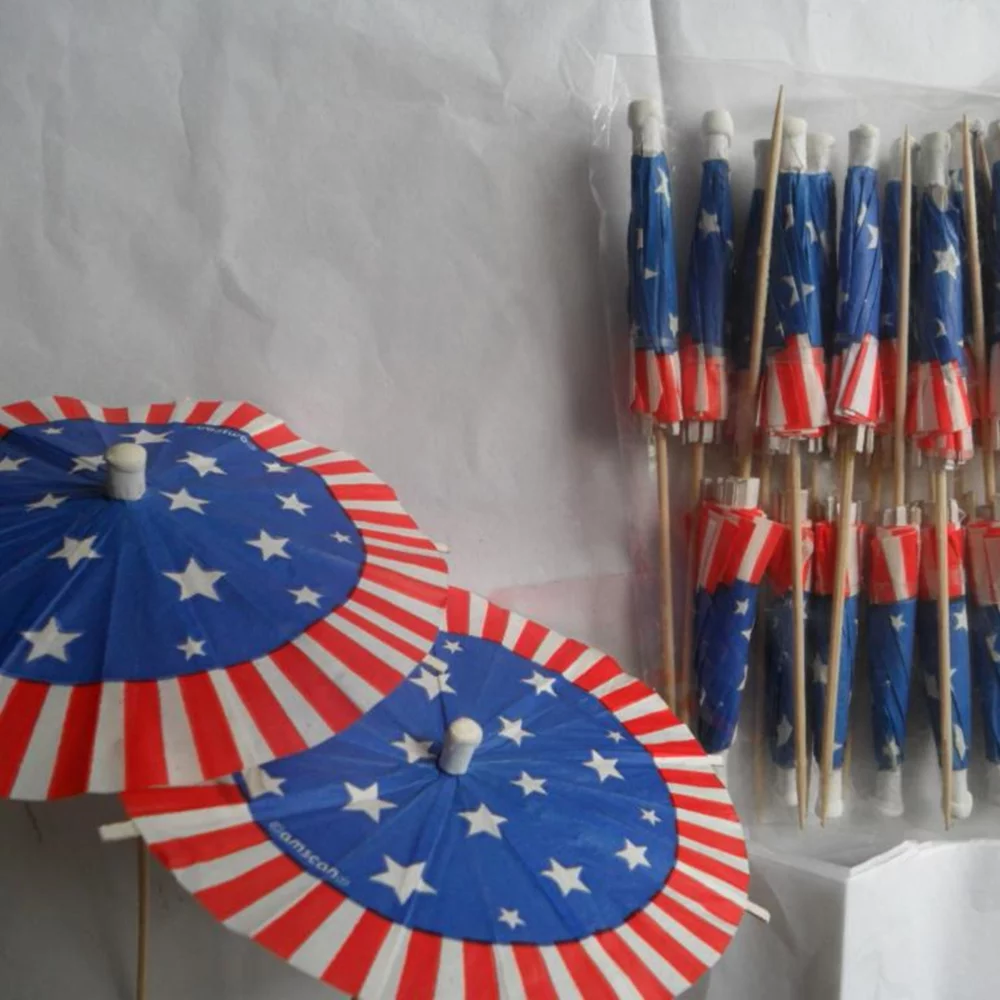 Parasol de cocktail avec drapeau américain