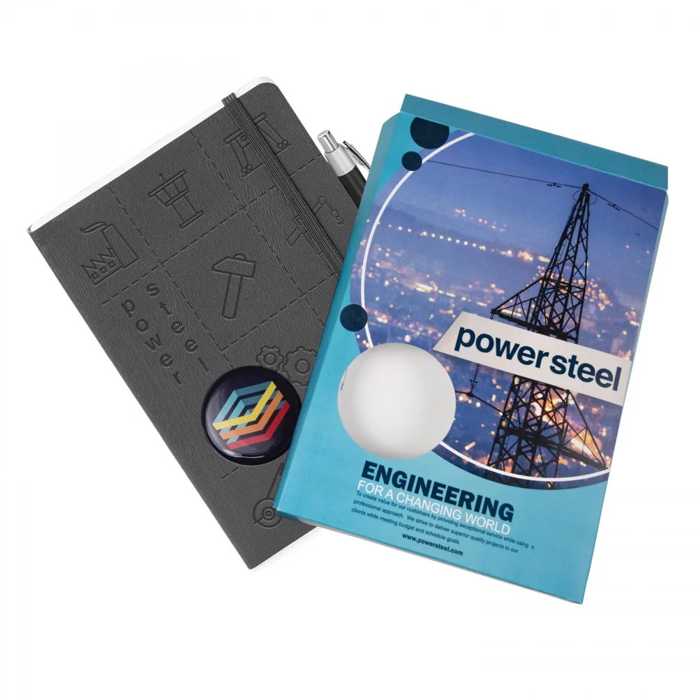 Ensemble de carnet à couverture rigide avec stylo et étui.