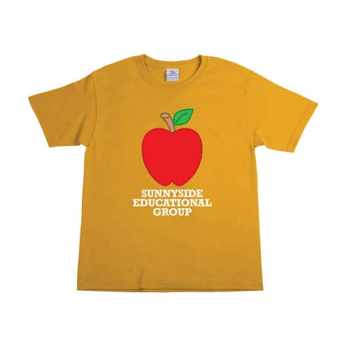 T-shirt unisexe M&O en coton 100% doux doré avec impression.