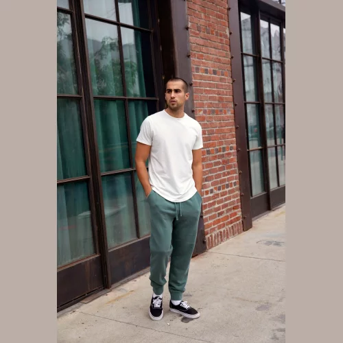 INDEPENDENT TRADING CO. Pantalons en molleton teints au pigment