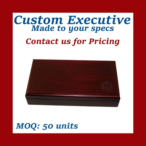 Boîte de présentation personnalisée en noyer américain, teintée acajou et laquée / en bois - Fabriquée sur commande, quantité minimale réduite