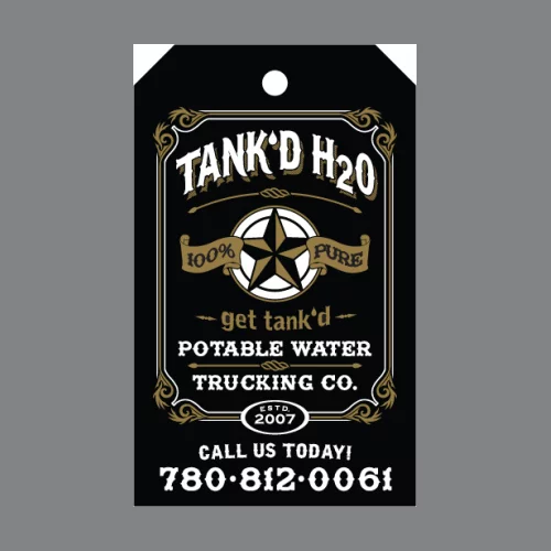 Désodorisant suspendu en forme d'étiquette de prix surdimensionnée