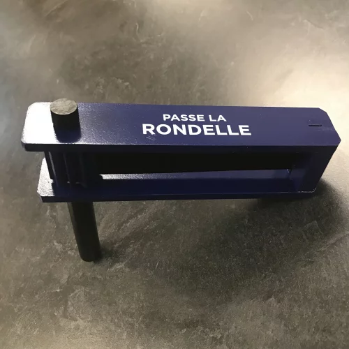 Secouer en bois bleu de 8 pouces