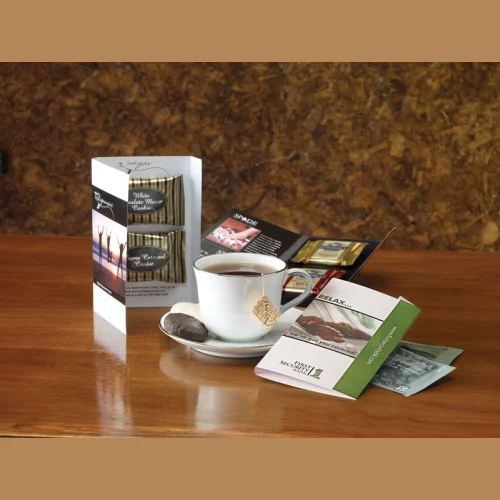 Carte d'appel avec assortiment de thés Stash