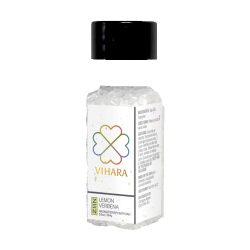 Sel de bain à la verveine citronnée de 2 oz dans un grand bocal carré.