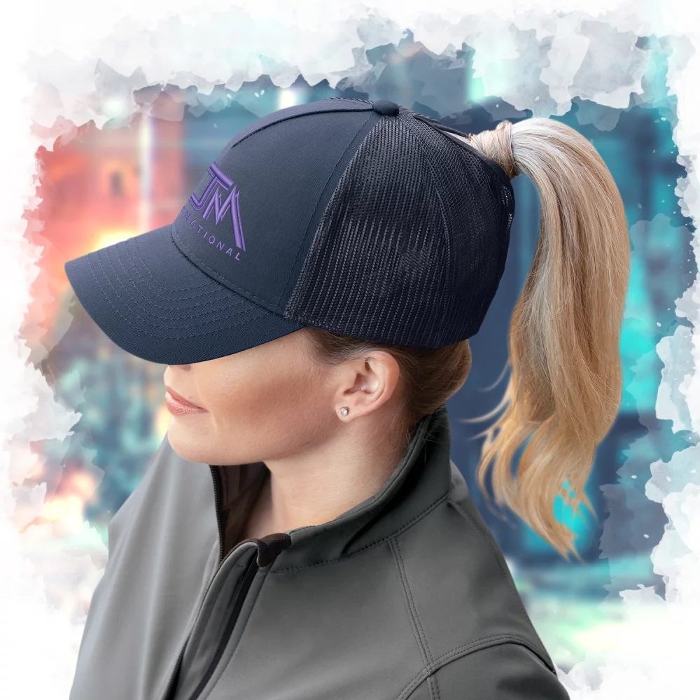 Casquette à queue de cheval