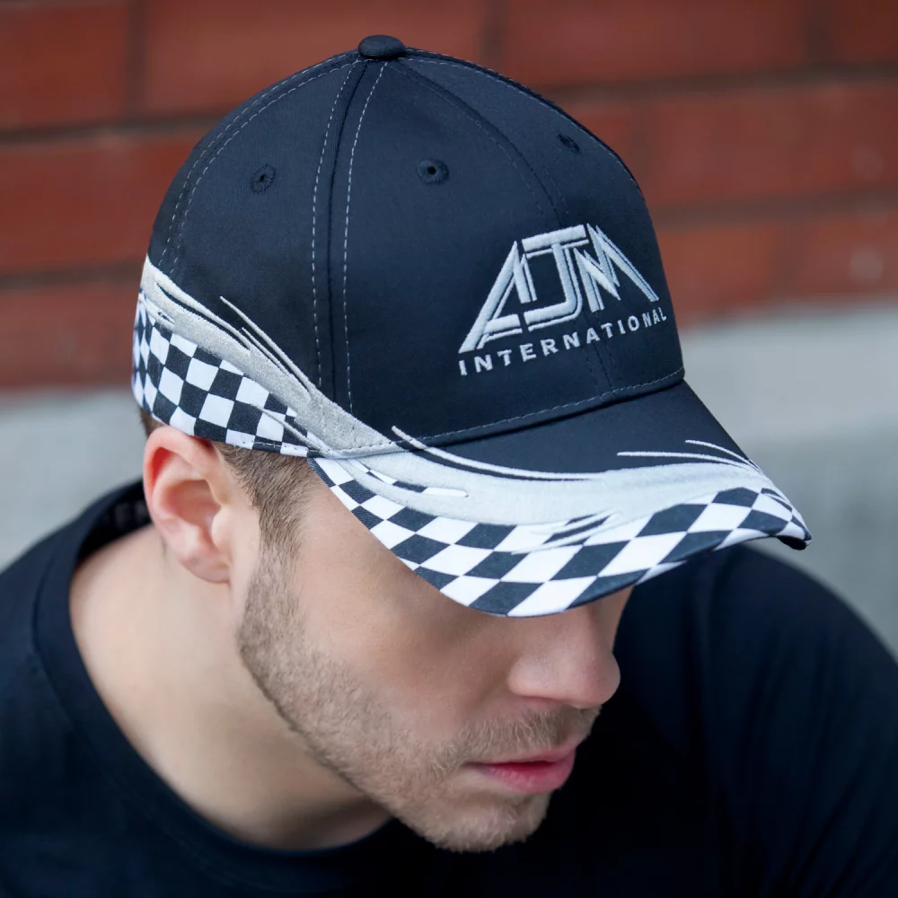 Casquette en polycoton ajustée avec accent de style Grand Prix.