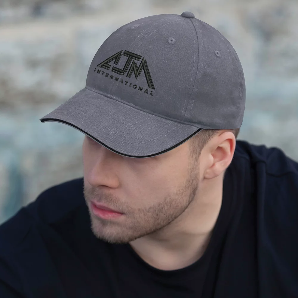 Casquette en polycoton avec bordure contrastée