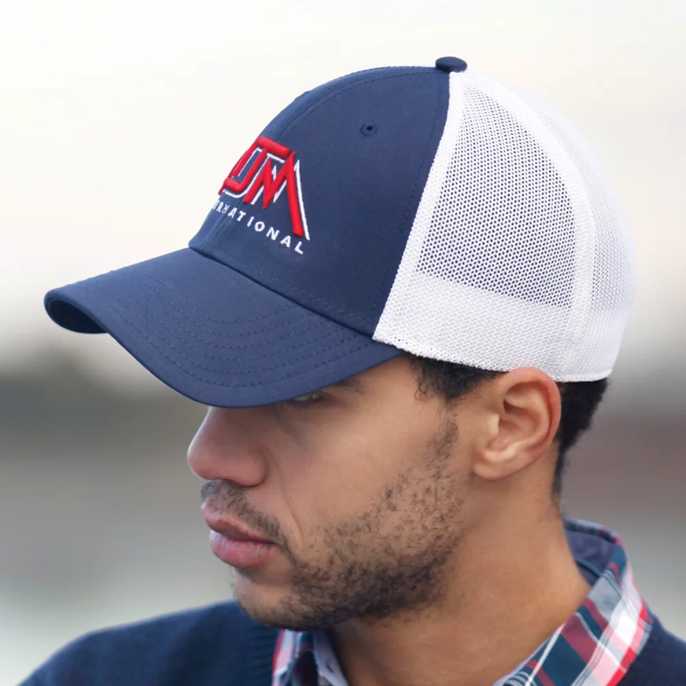Casquette en sergé de coton/polyester et mesh en spandex A-Flex Deluxe Chino