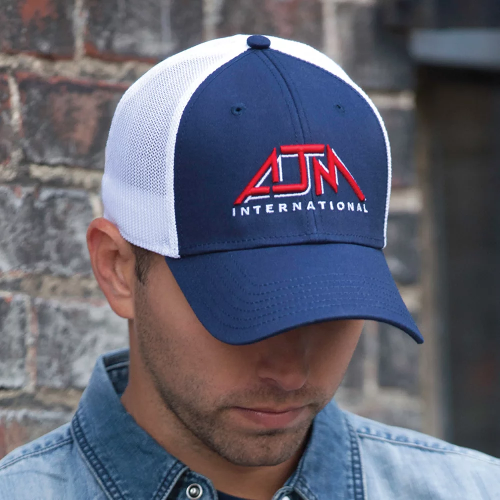 Casquette en sergé de coton/polyester et mesh en spandex A-Flex Deluxe Chino