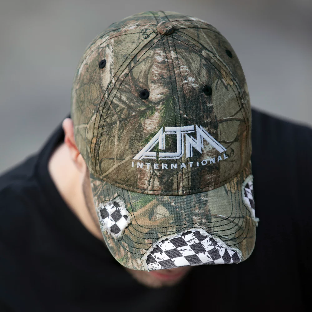 Casquette Full-Fit Realtree XTRA® avec drapeau de course