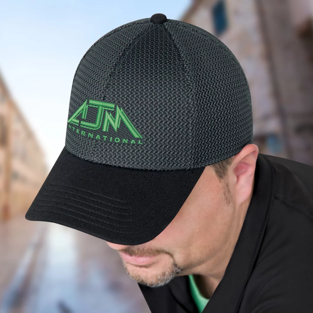 Casquette en maille ouverte en polyester de luxe