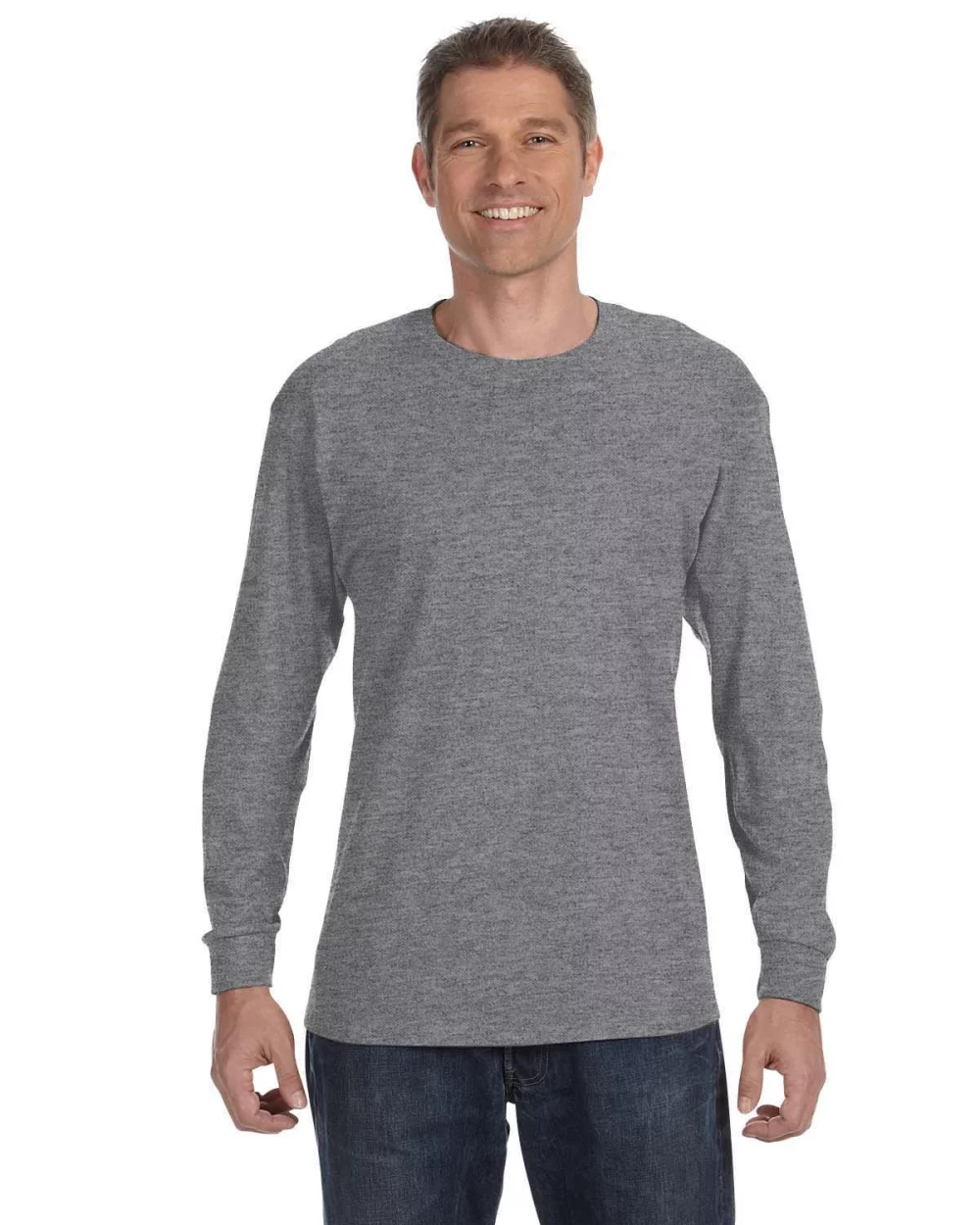 T-shirt à manches longues en coton épais pour adulte de Gildan.