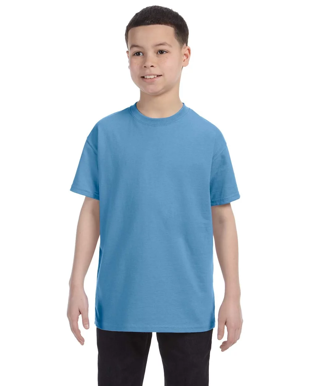T-shirt en coton épais pour jeunes de la marque Gildan.