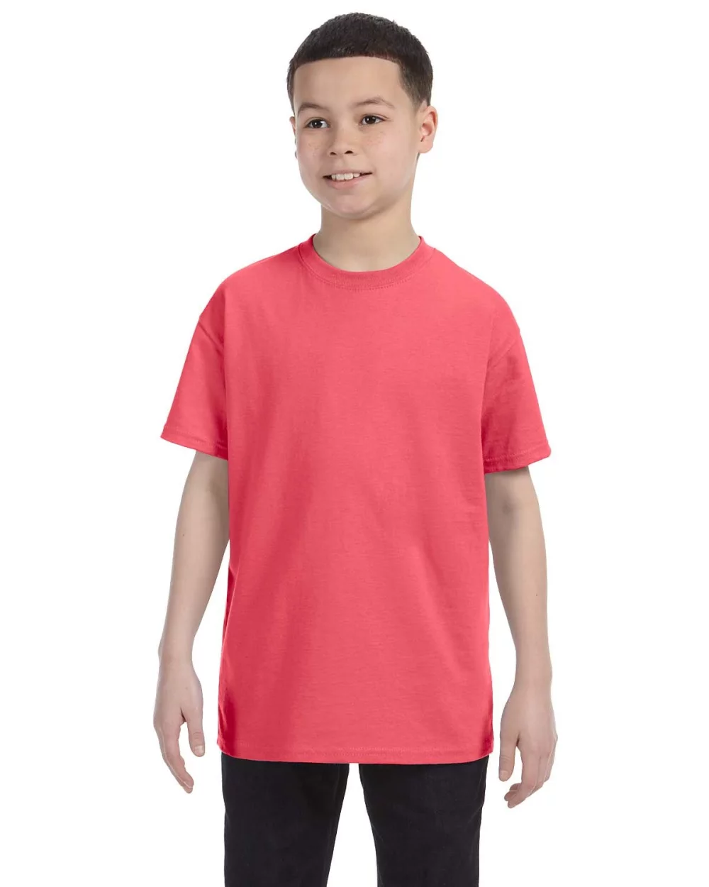 T-shirt en coton épais pour jeunes de la marque Gildan.