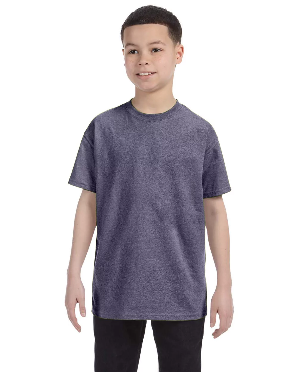 T-shirt en coton épais pour jeunes de la marque Gildan.