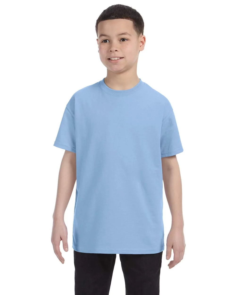 T-shirt en coton épais pour jeunes de la marque Gildan.
