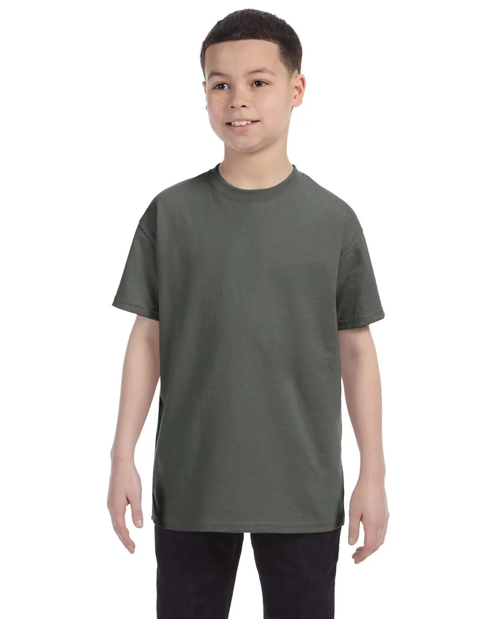 T-shirt en coton épais pour jeunes de la marque Gildan.