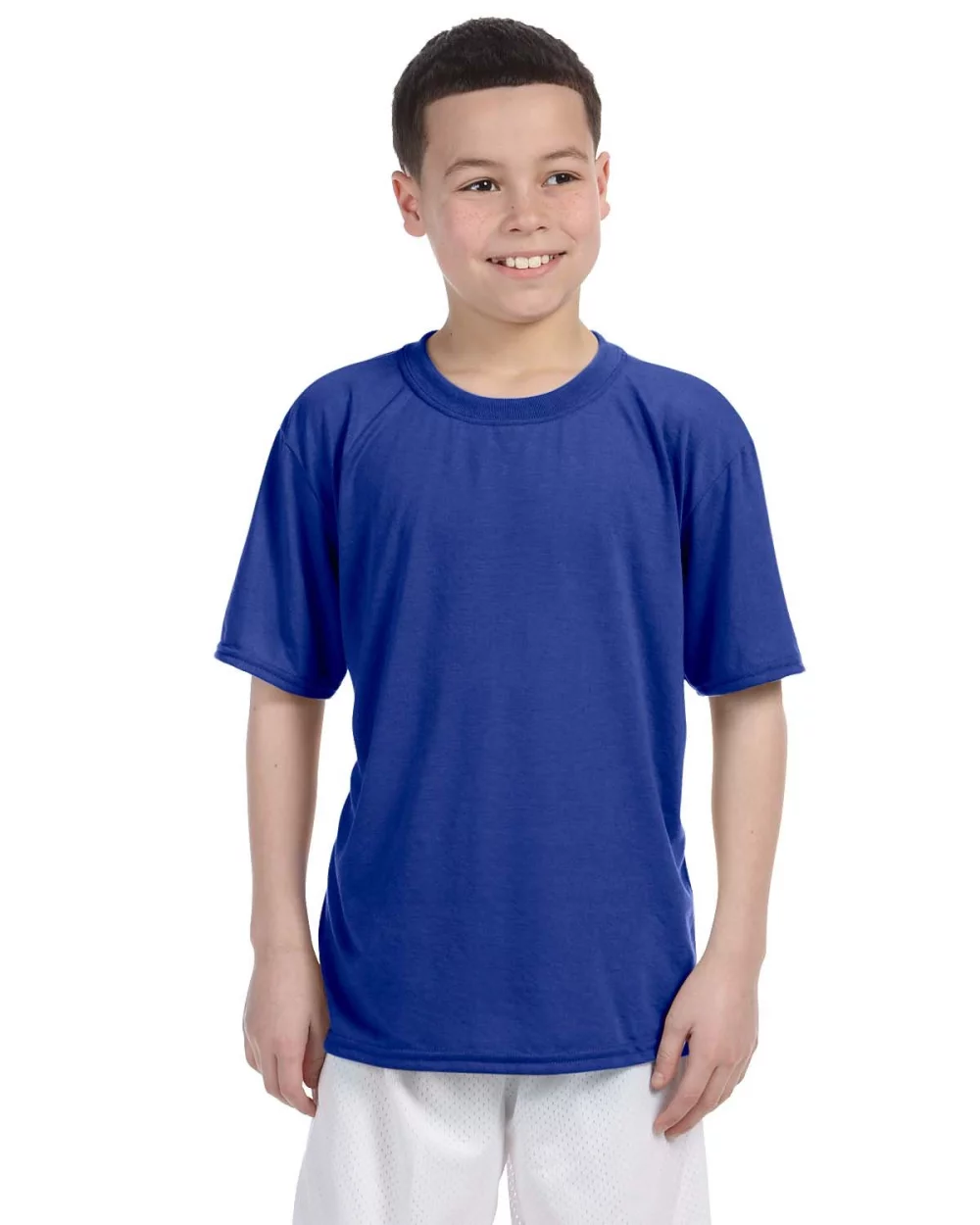 T-shirt de performance pour jeunes de la marque Gildan.