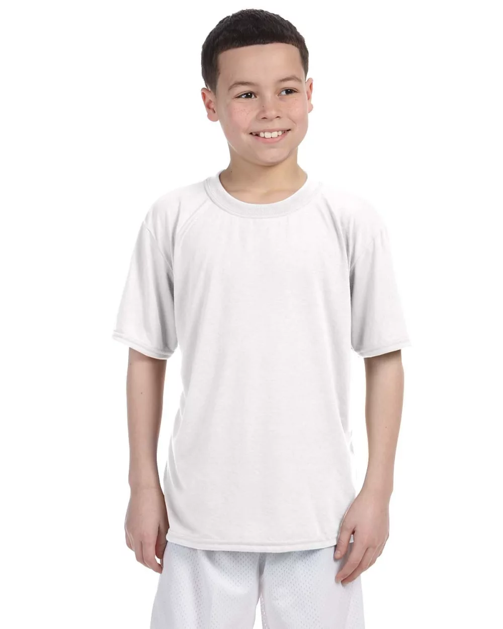T-shirt de performance pour jeunes de la marque Gildan.
