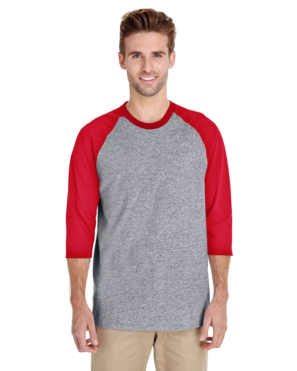 T-shirt à manches raglan trois-quarts en coton lourd pour adulte de Gildan.