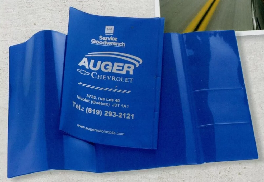 Tri-Fold Auto Warranty Holders (9"x6 1/4")