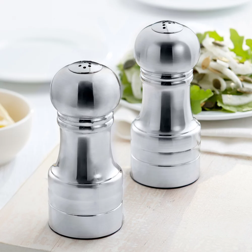 Moulins à sel et poivre en acier inoxydable de 4,5 pouces de la marque Century.